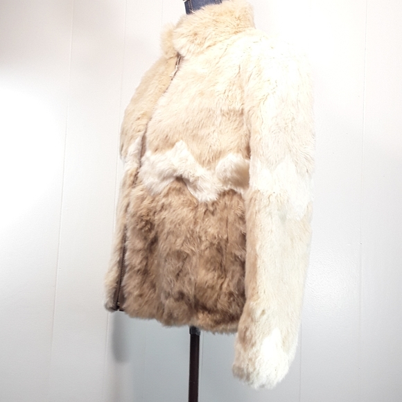 Rabbit fur coat by Chicago Chic medium ( see measurements) EUC w/ zigzag design - Picture 7 of 10